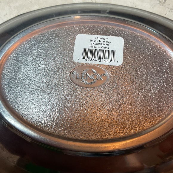 EUC Lenox Silver Metal Tray, Holly with red embossed bow. Holidays or everyday. - Picture 3 of 4